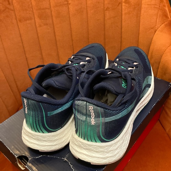 Reebok Women’s Floatride Energy 3.0 Running Shoes Size 8.5 - Picture 4 of 5